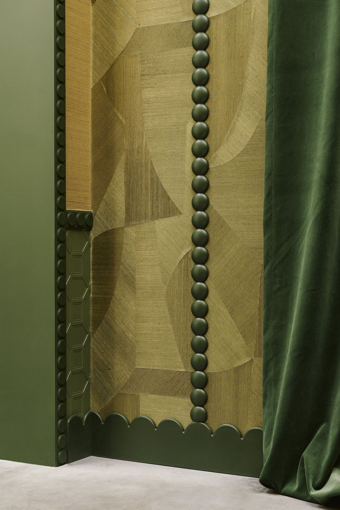 Купить Напольный плинтус гибкий Orac Decor S425F.